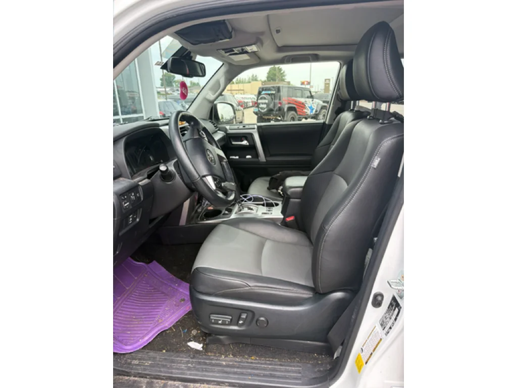 Used 2024 Ice Cap Toyota SR5 Premium image 7