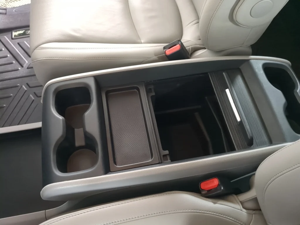 Used 2018 Black Honda EX-L image 28
