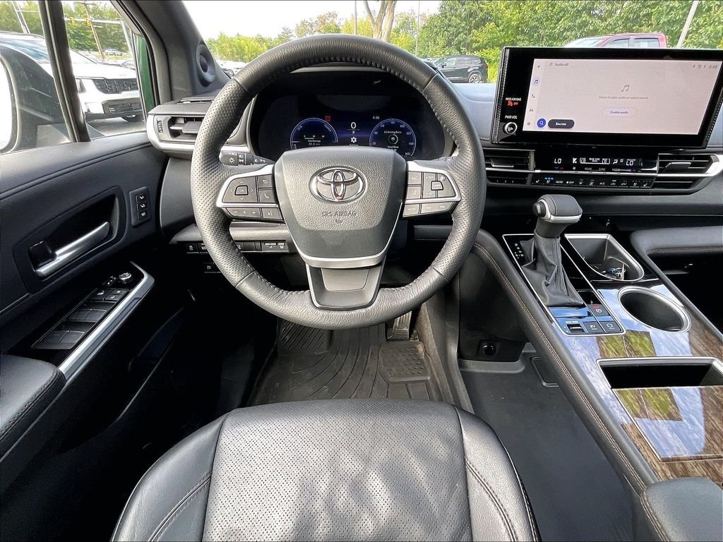 Used 2025 Cypress Toyota Platinum image 17