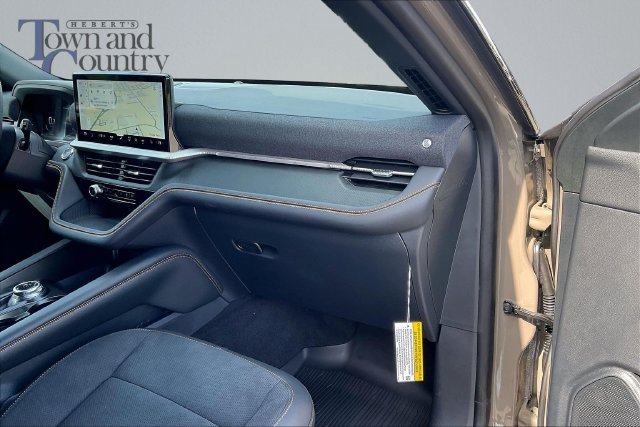 New 2027 Marsh Gray Ford Tremor® image 32