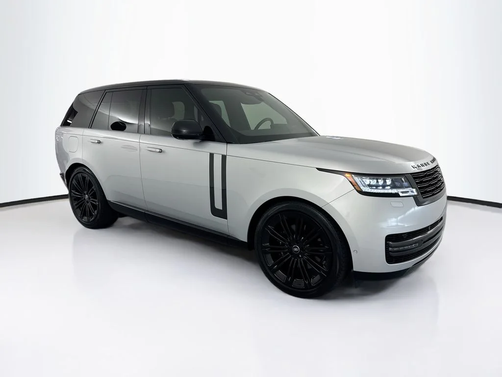 Certified Used 2024 Silver Land Rover SE image 3