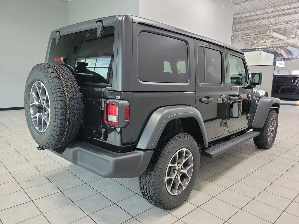 New 2026 Black Clear-Coat Exterior Paint Jeep Sport S image 7