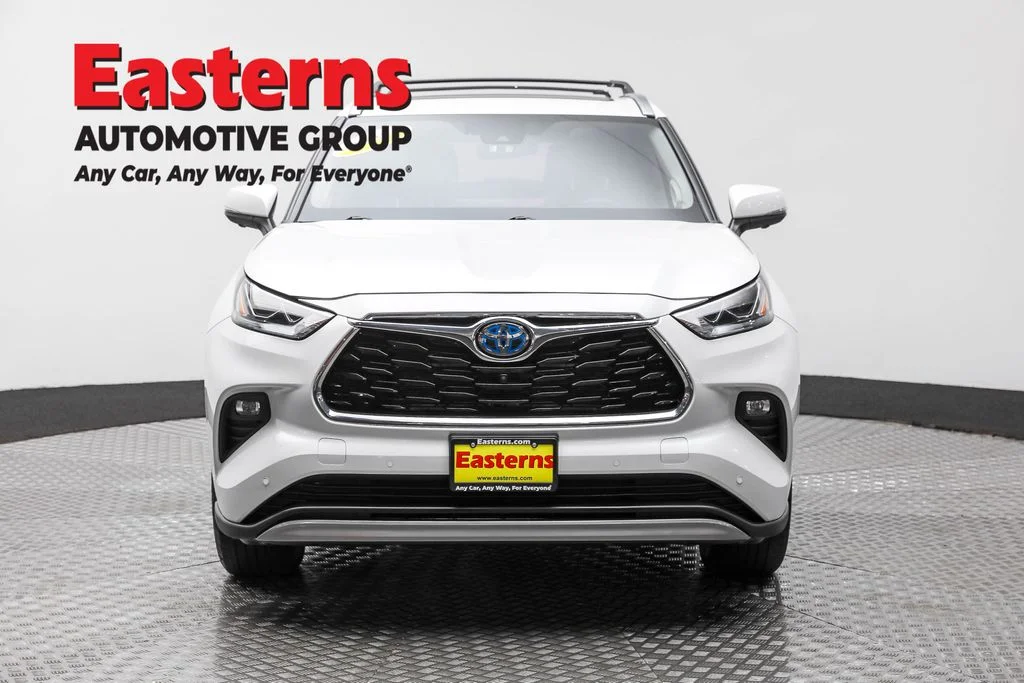 Used 2024 Beige Toyota Platinum image 2