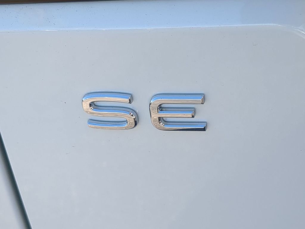 New 2026 White/off-white Volkswagen Peak Edition image 11