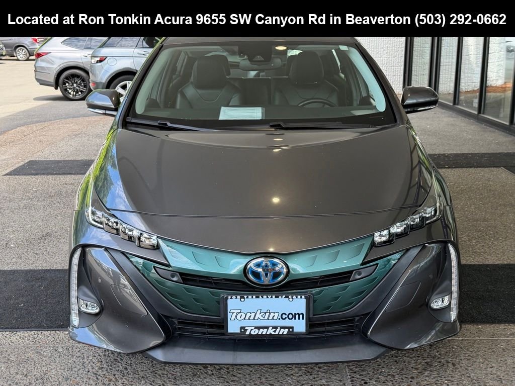 Used 2019 Magnetic Gray Metallic Toyota Advanced image 3