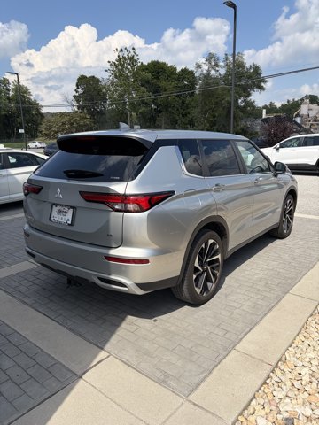 Used 2022 Alloy Silver Metallic Mitsubishi SE image 4