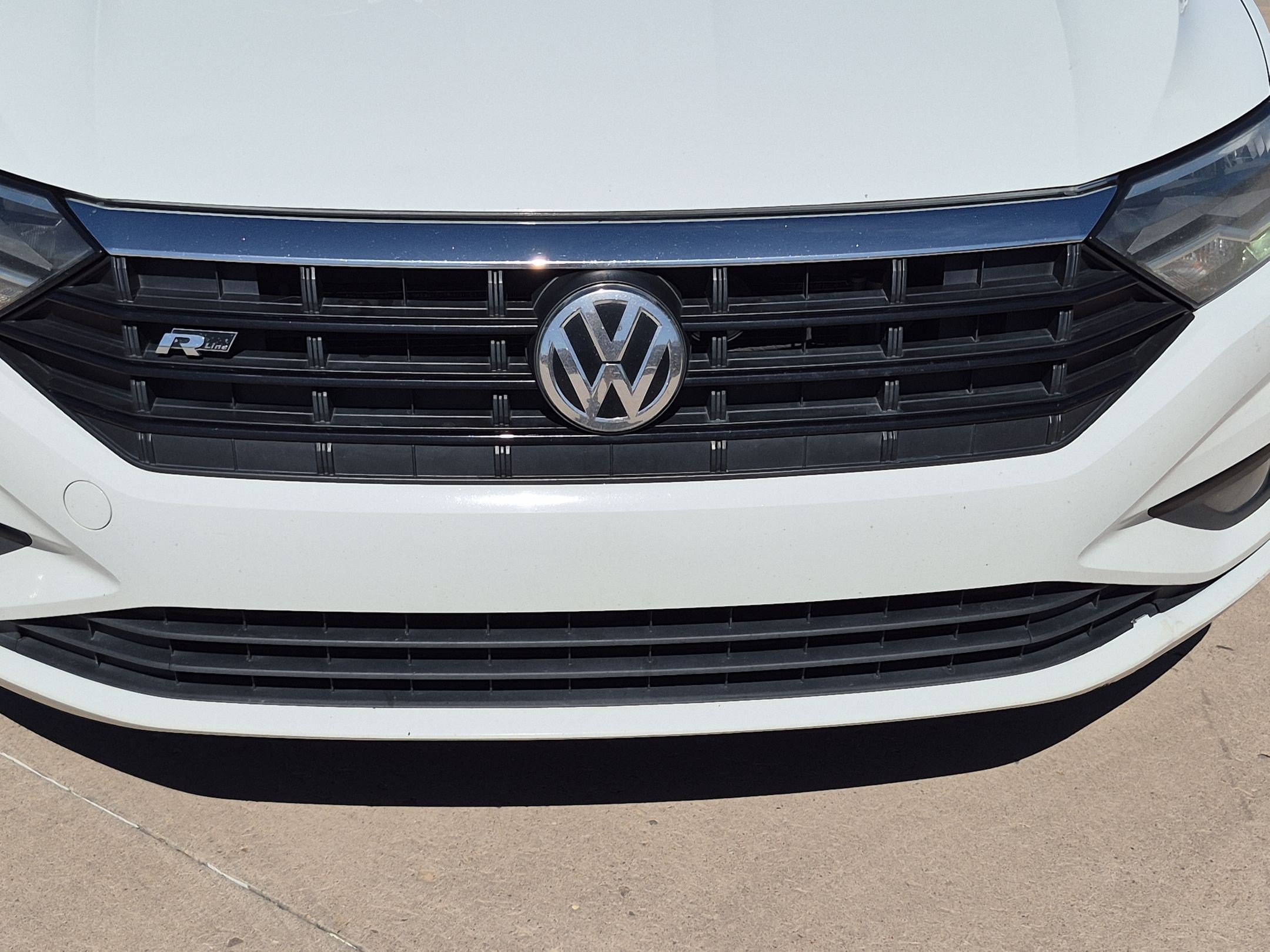 Used 2020 Pure White Volkswagen R-Line image 9