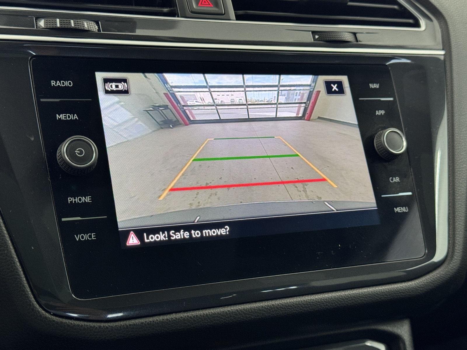 2022 Volkswagen Tiguan SEL R-LINE - Photo 29