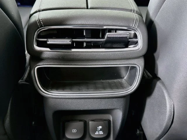 Used 2024 Gray Genesis 2.5T image 27