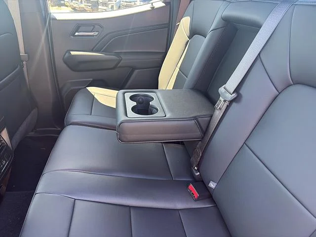 2026 Chevrolet Colorado LT - Photo 13