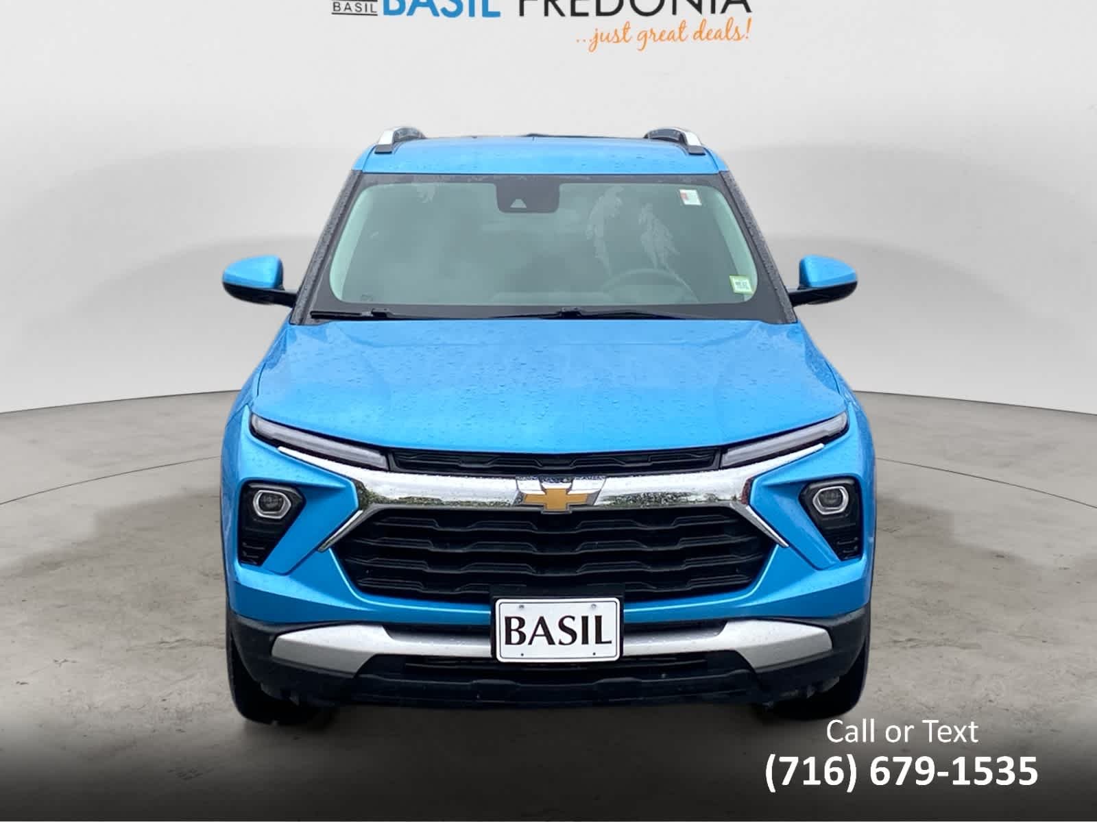 Used 2025 Marina Blue Metallic Chevrolet LT image 12