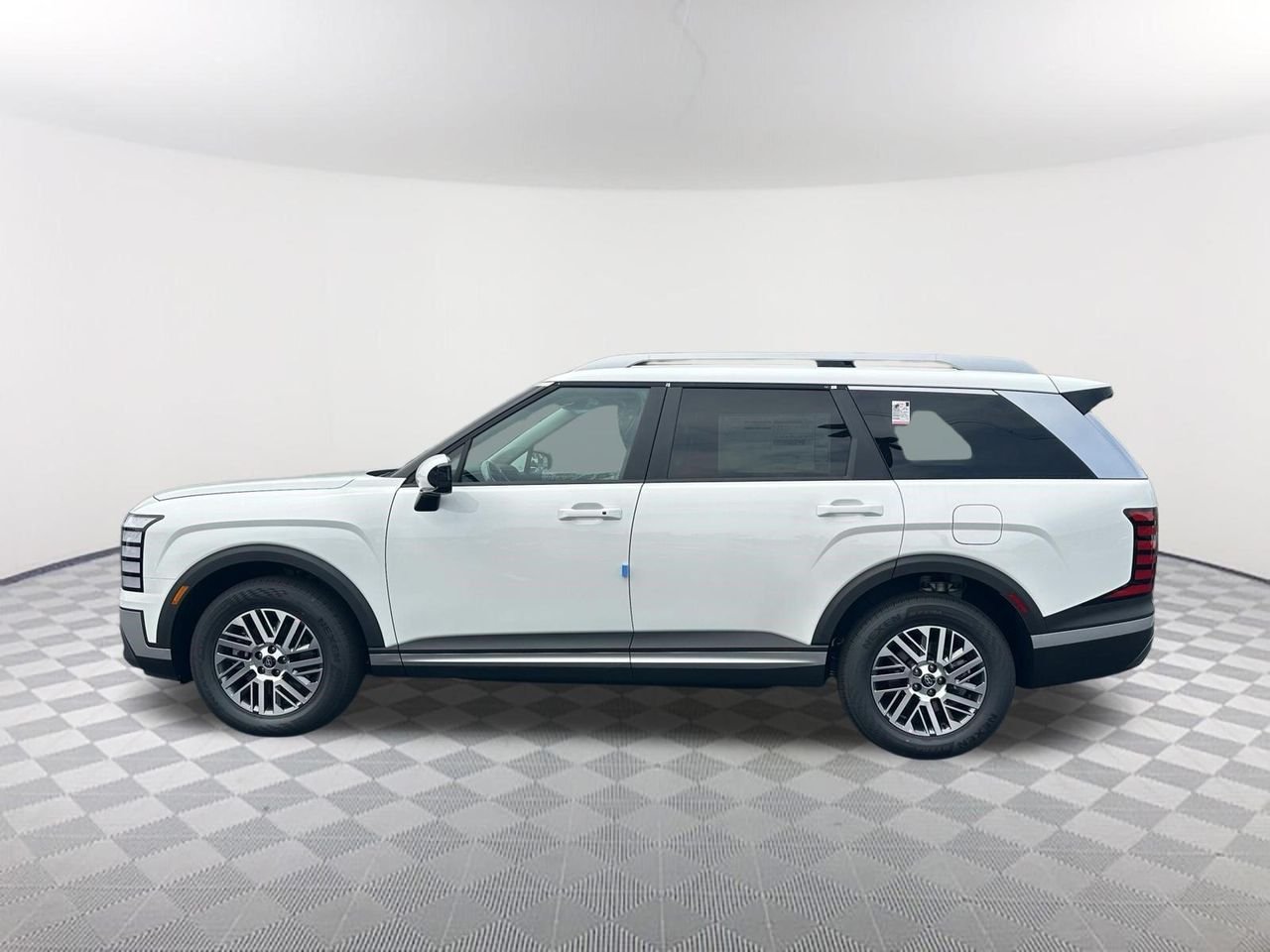 New 2026 Creamy White Pearl Hyundai SEL 7P image 8