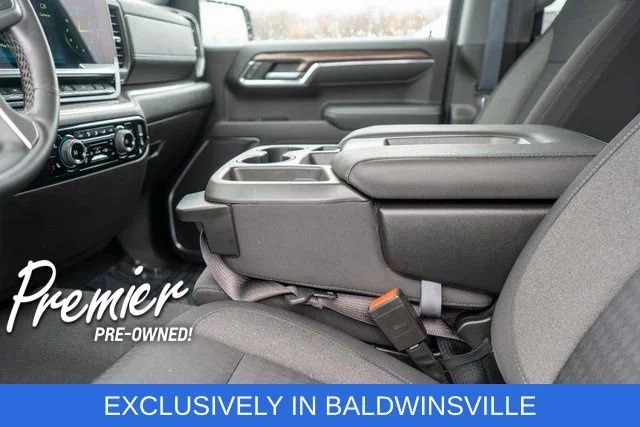 Used 2023 Summit White Chevrolet LT (2FL) image 16