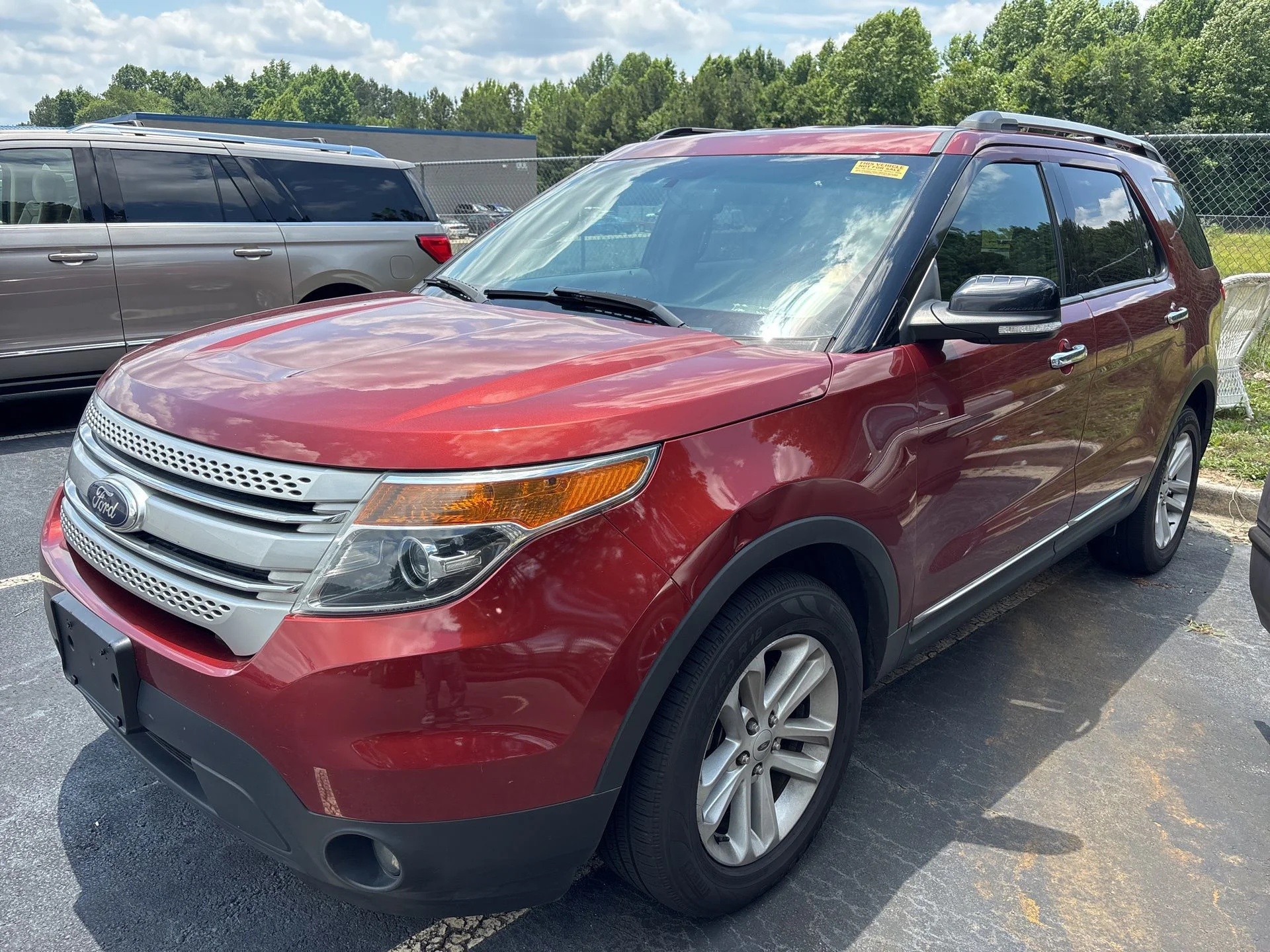 Used 2014 Sunset Ford XLT image 1