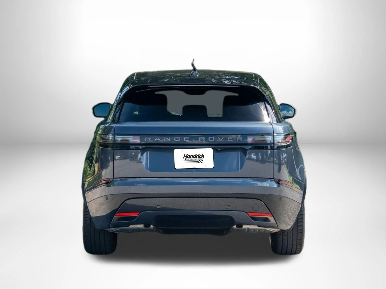 Used 2024 Varesine Blue Metallic Land Rover Dynamic HSE image 7