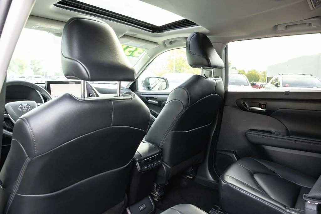 Used 2023 Midnight Black Metallic Toyota XLE image 25