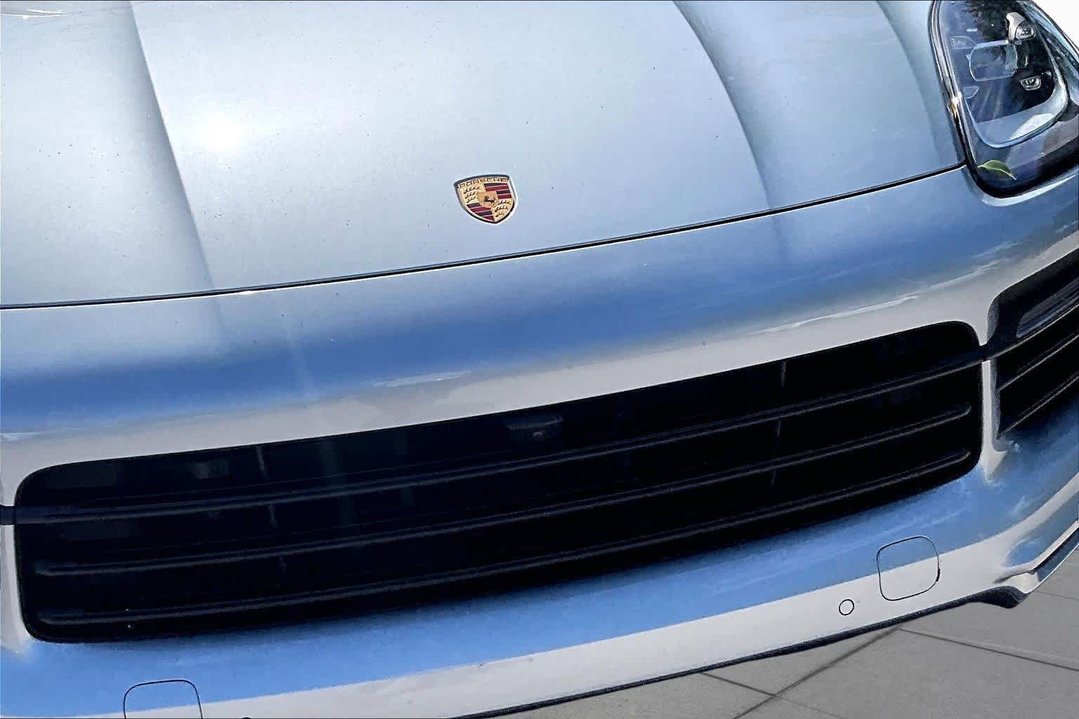 Used 2023  Porsche  image 30