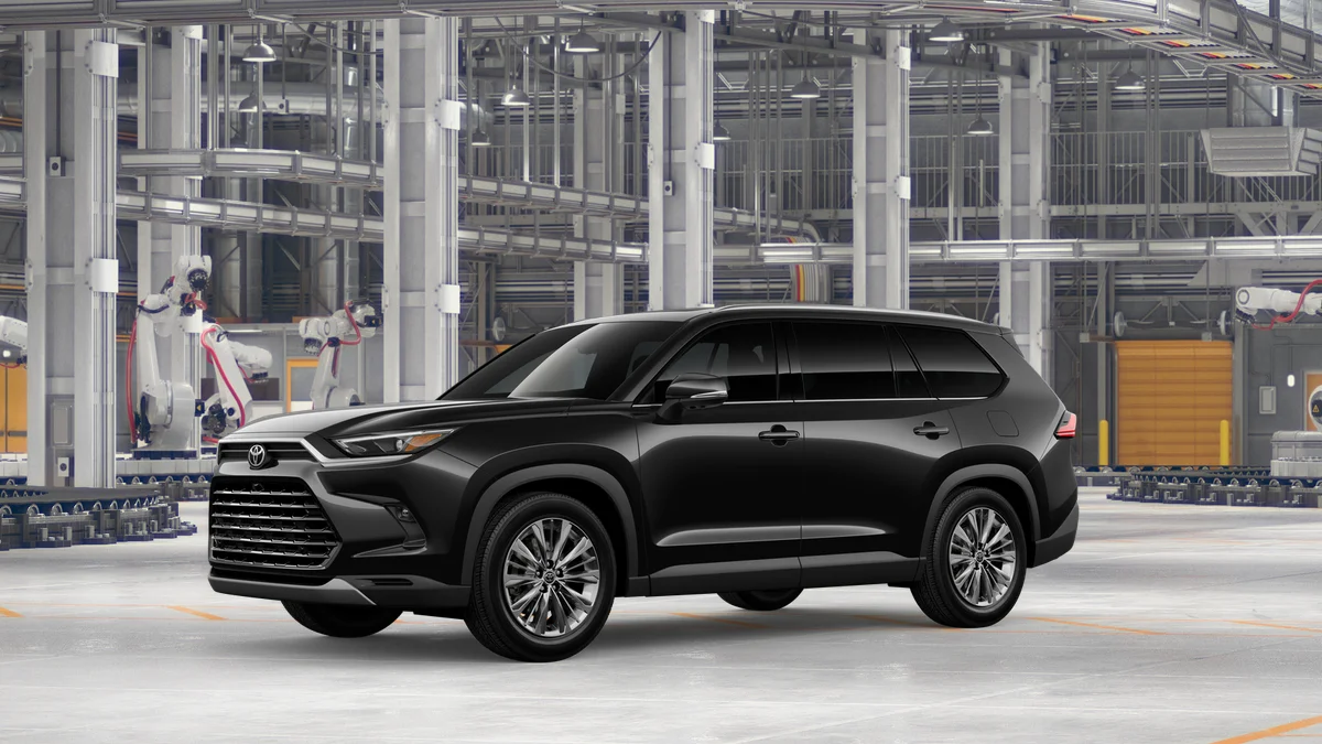 New 2026 Midnight Black Metallic Toyota Platinum image 2
