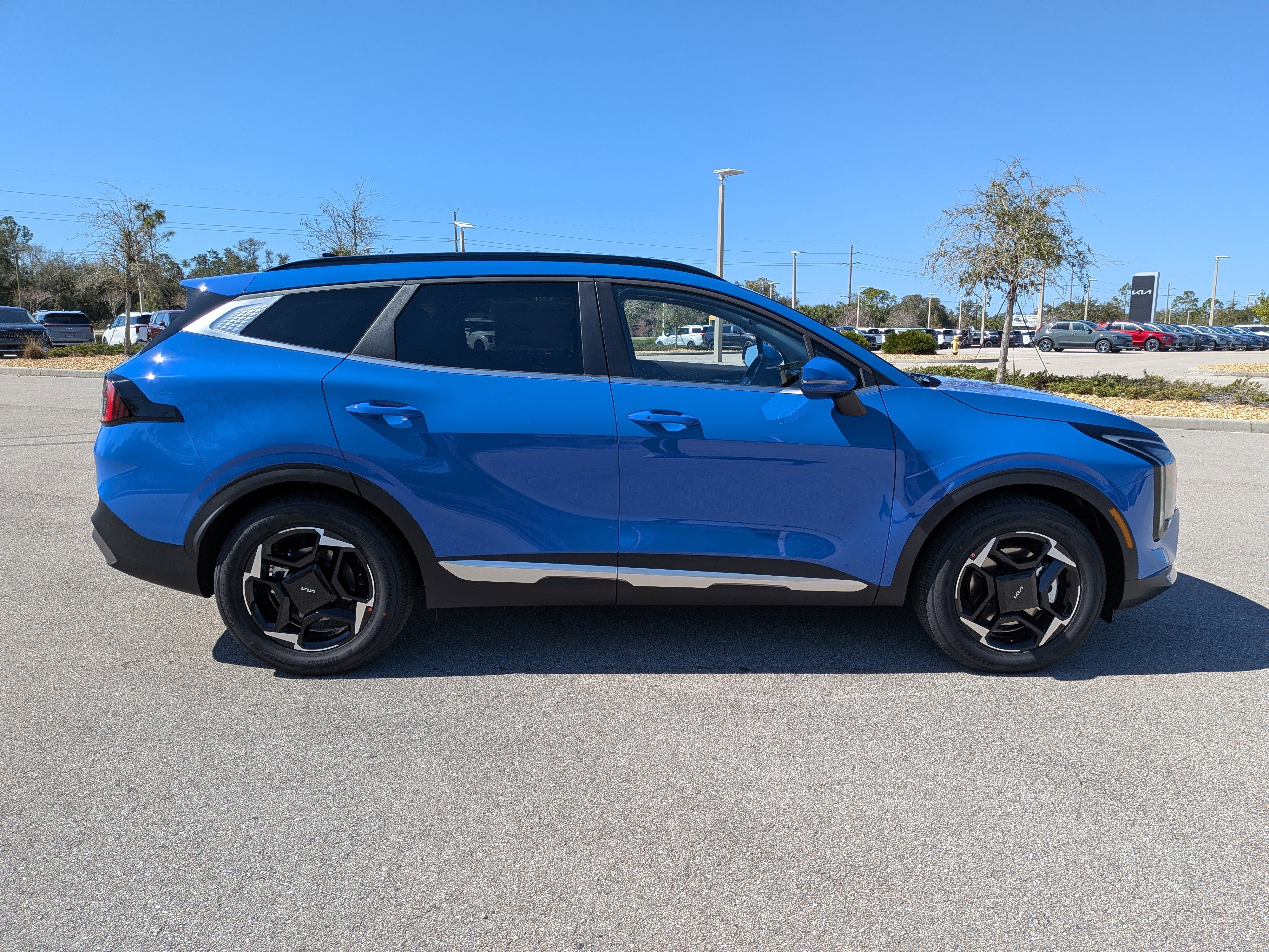 New 2026 Nebular Blue Kia EX image 4