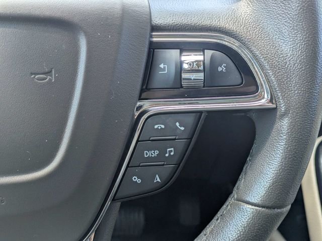 Used 2022 Red Lincoln Standard image 27