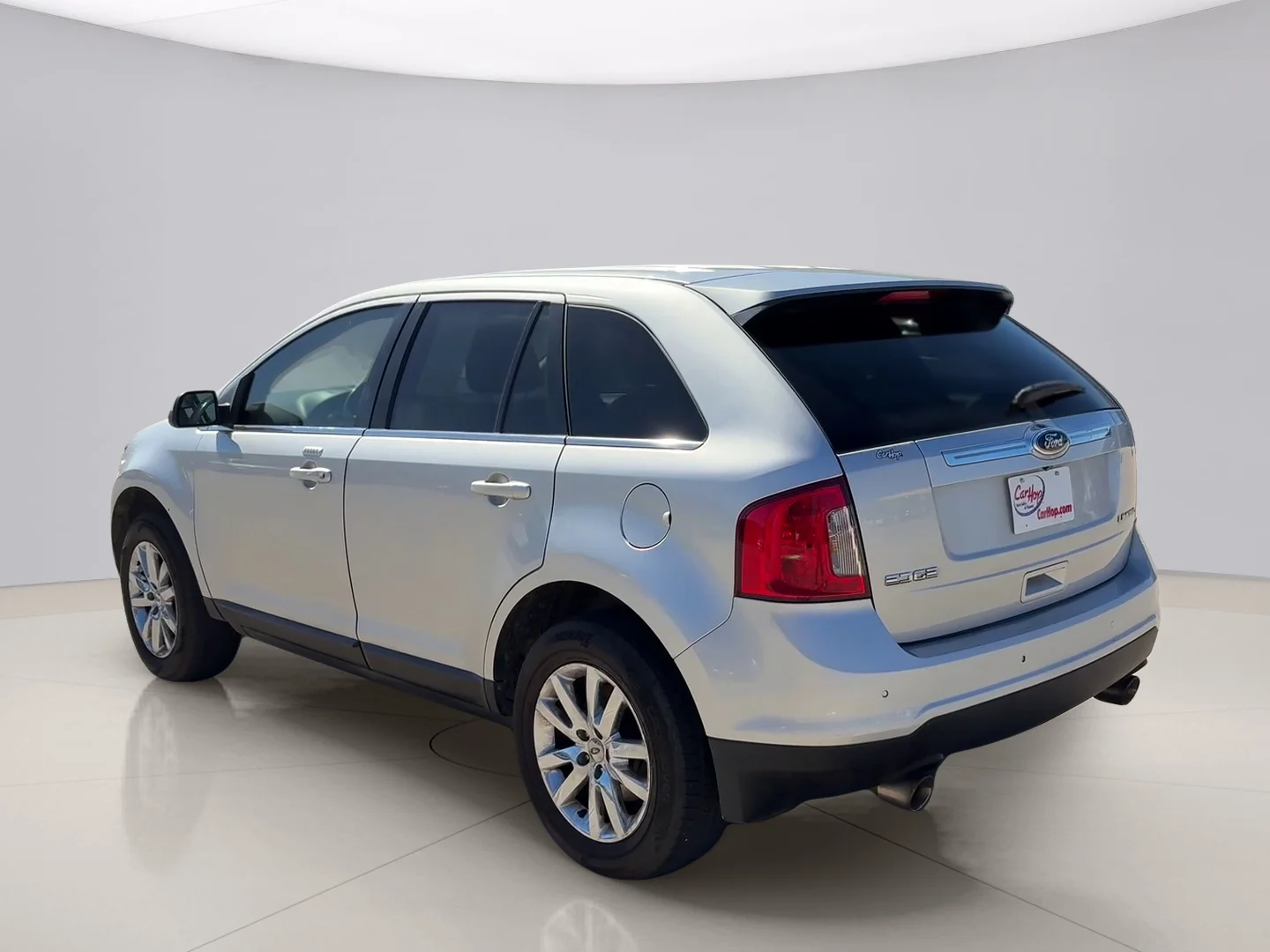 Used 2013 Silver Ford LIMITED image 3