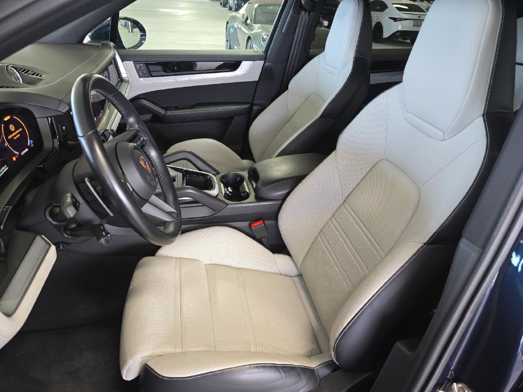 Certified Used 2025 Blue Porsche S E-Hybrid image 5
