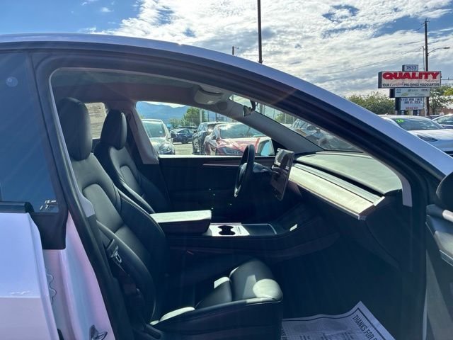 Used 2023  Tesla Long Range image 26