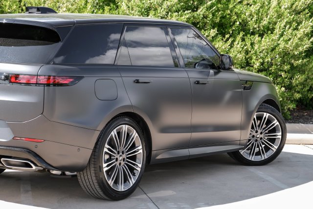 Used 2025 Gray Land Rover Dynamic SE image 15