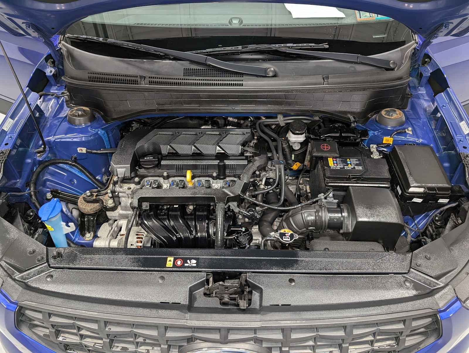 Used 2023 Intense Blue Hyundai SE image 14