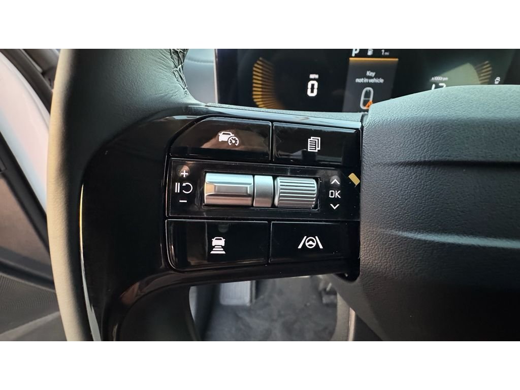 New 2026 Glacial White Pearl Kia LX image 13