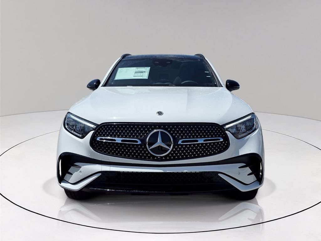 New 2026 Polar White Mercedes-Benz GLC 300 image 2