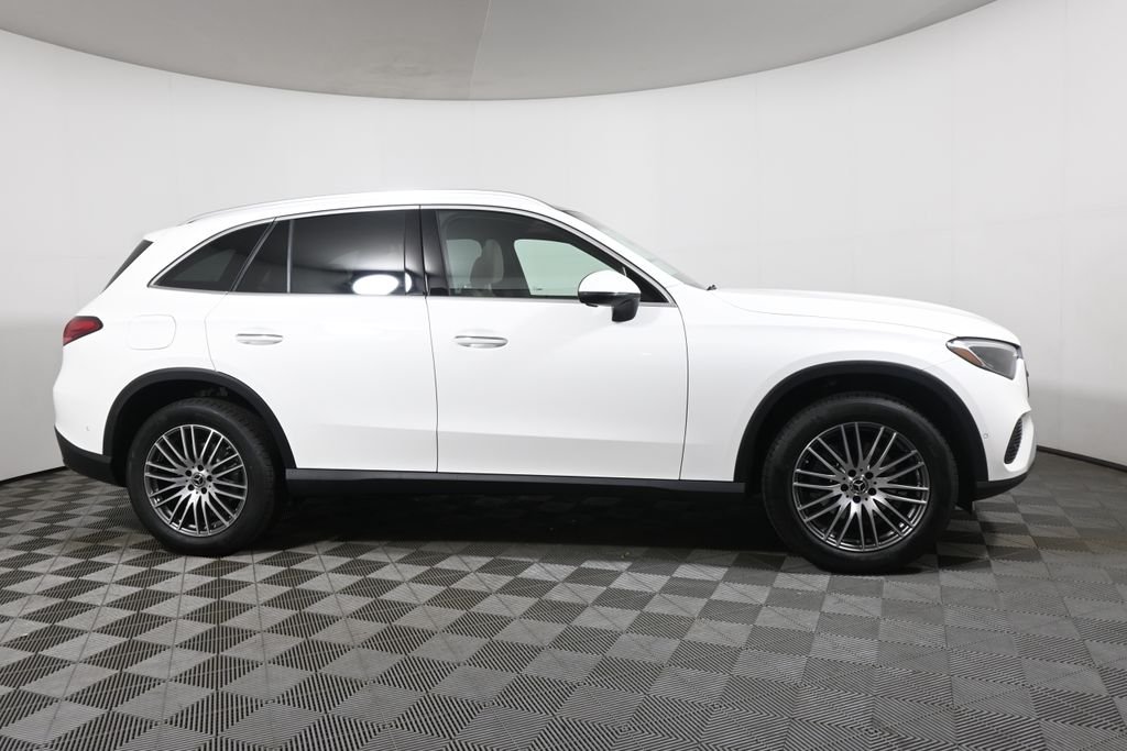 Used 2026 Polar White Mercedes-Benz GLC 300 image 8