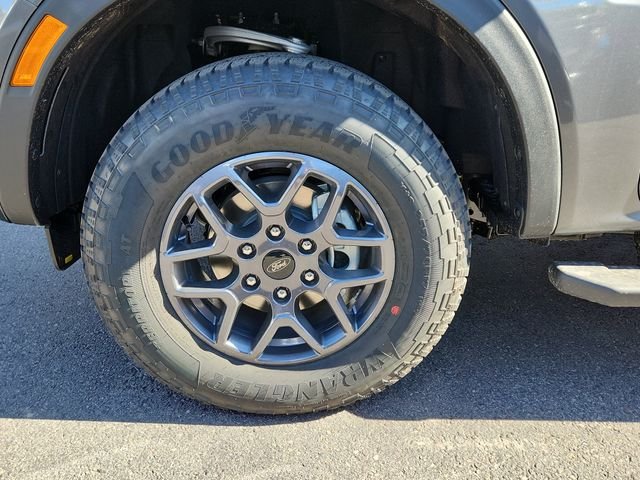 New 2025 Carbonized Gray Metallic Ford XLT image 12