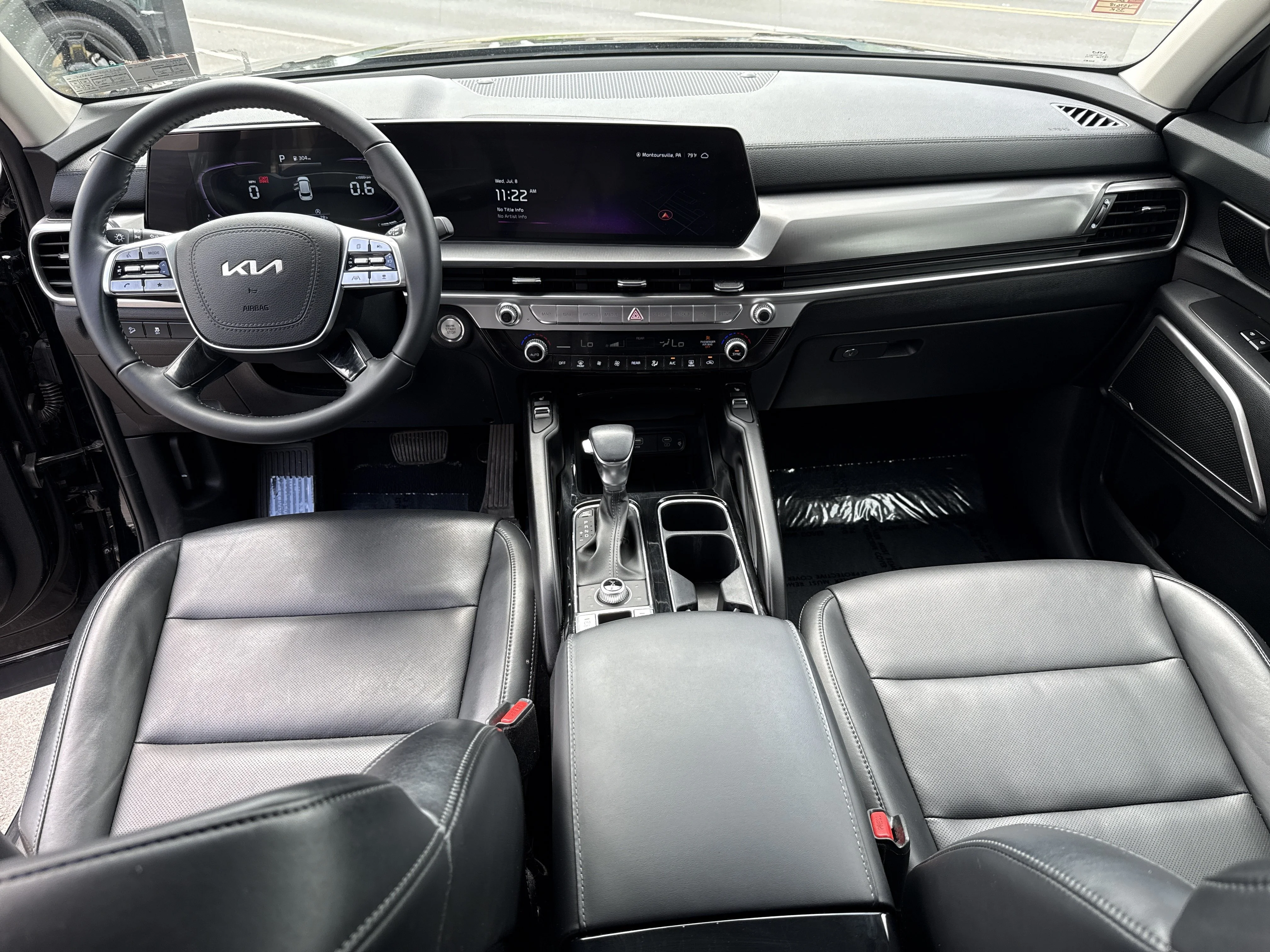 Used 2024 Ebony Black Kia S image 17