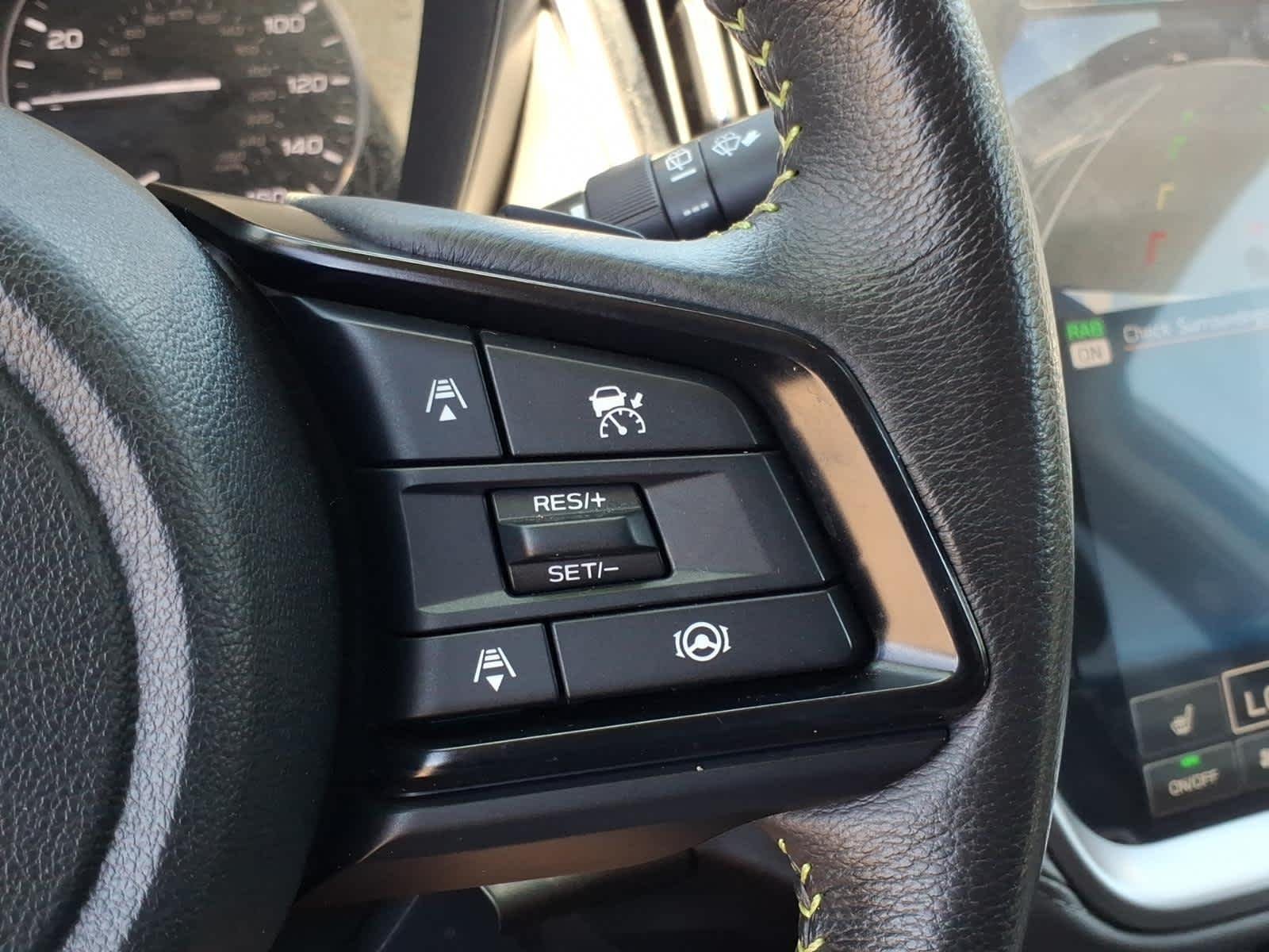Used 2025 Ice Silver Metallic Subaru Onyx Edition image 40