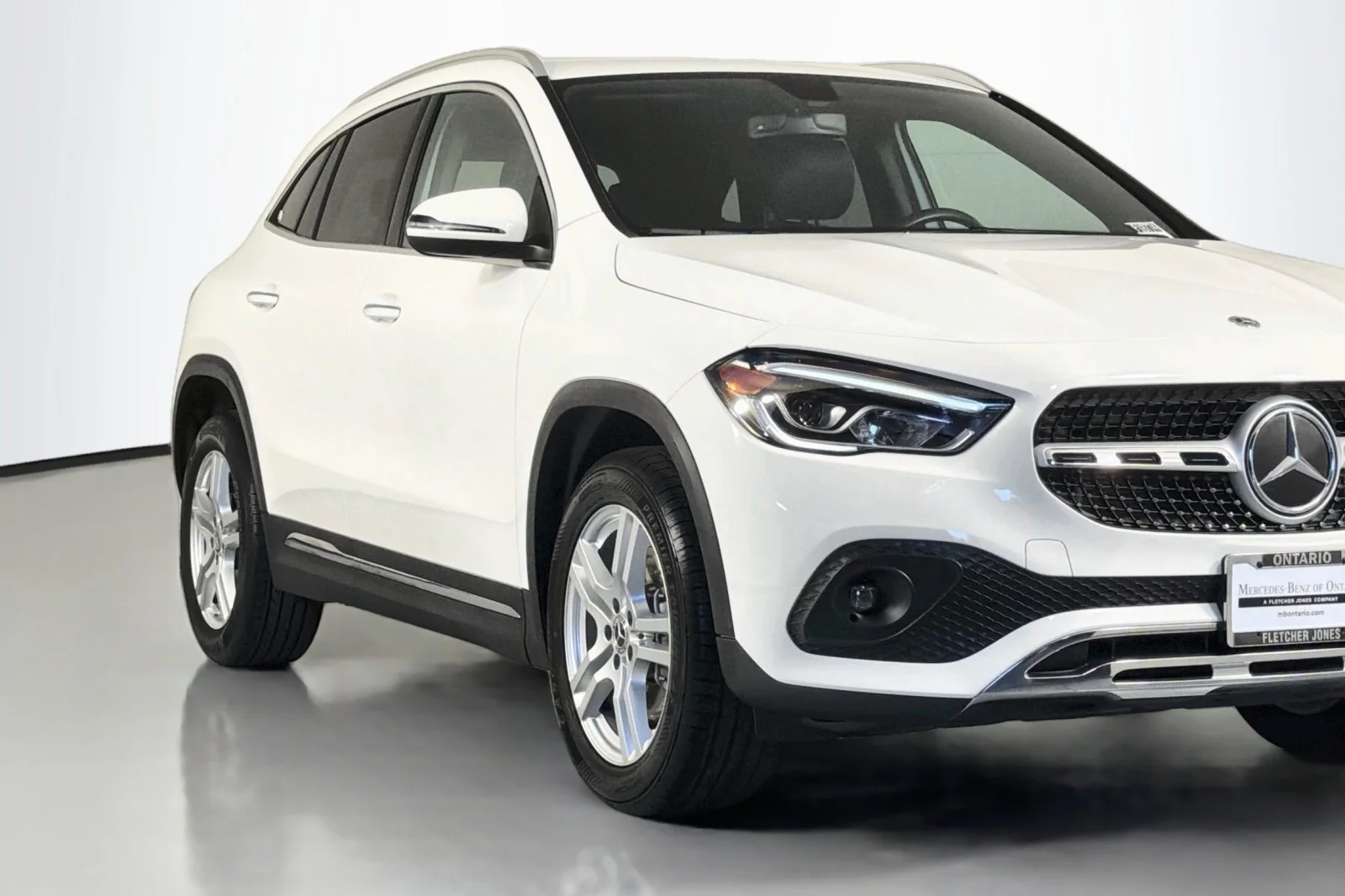 Used 2023 Polar White Mercedes-Benz 250 image 13