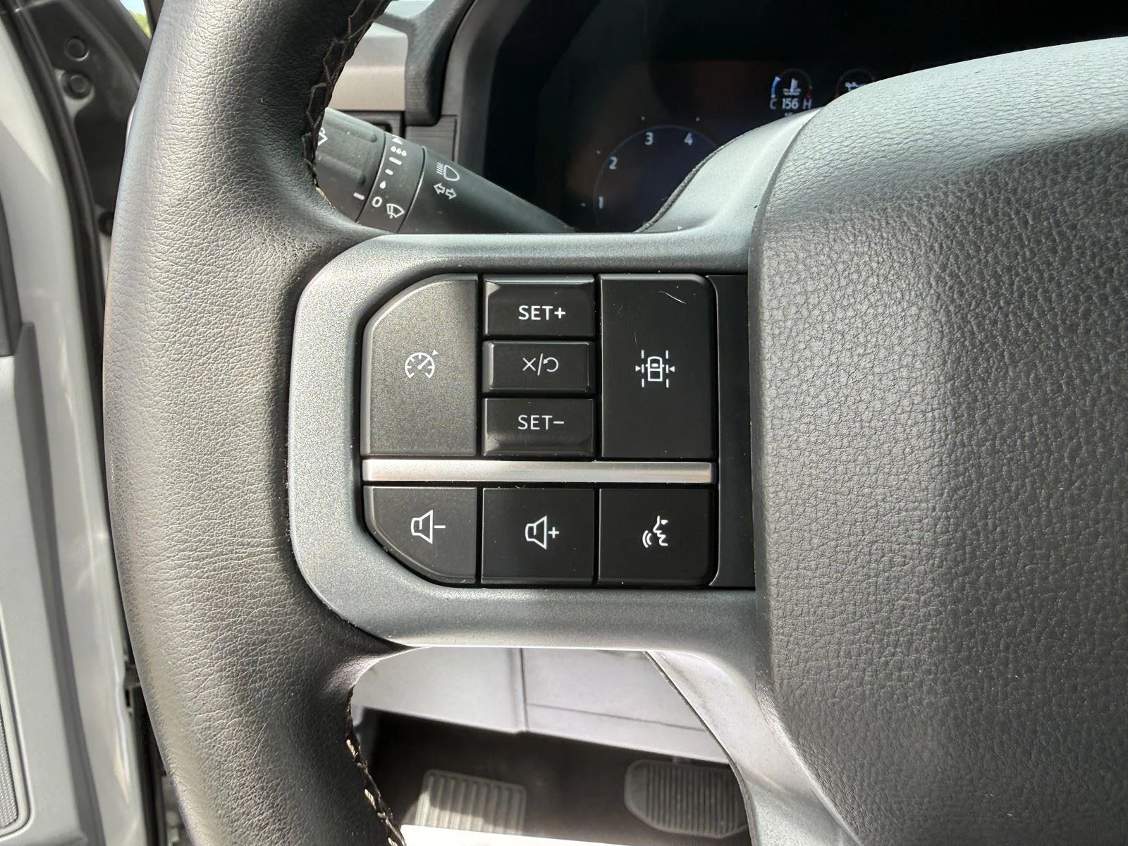 Certified Used 2024 Avalanche Gray Ford XLT image 17