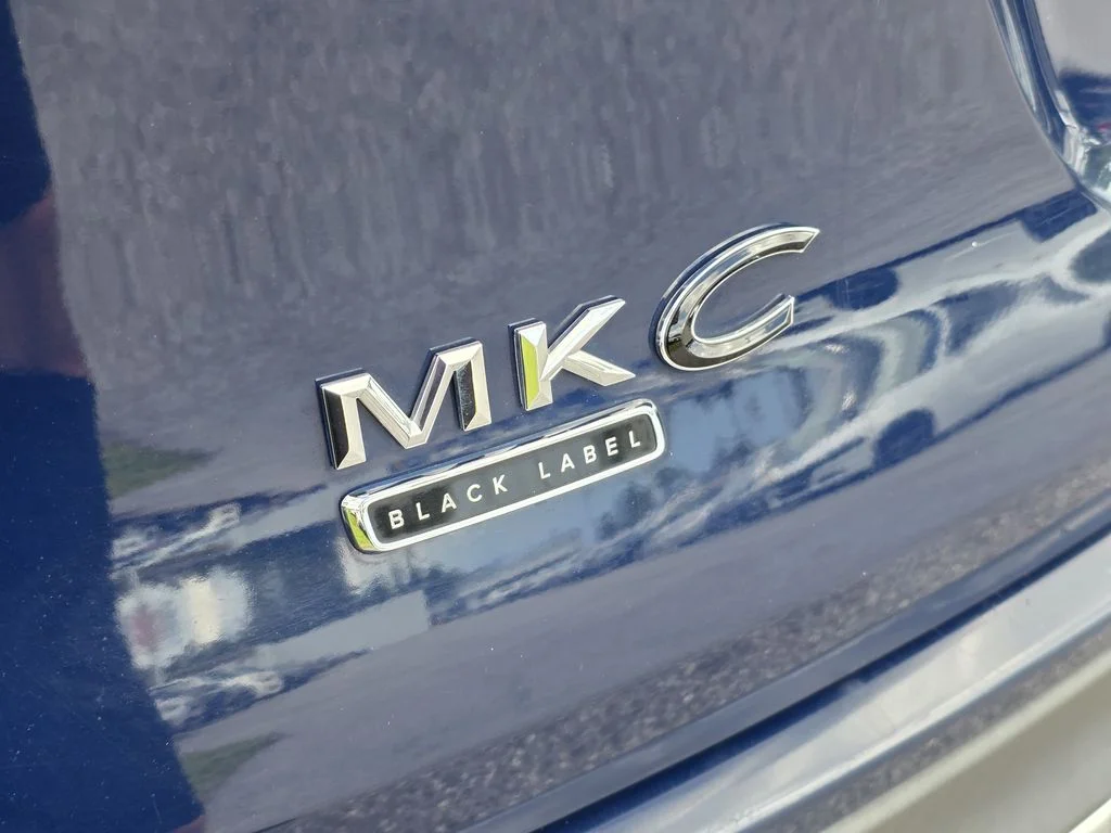Used 2018 Blue Lincoln Black Label image 8
