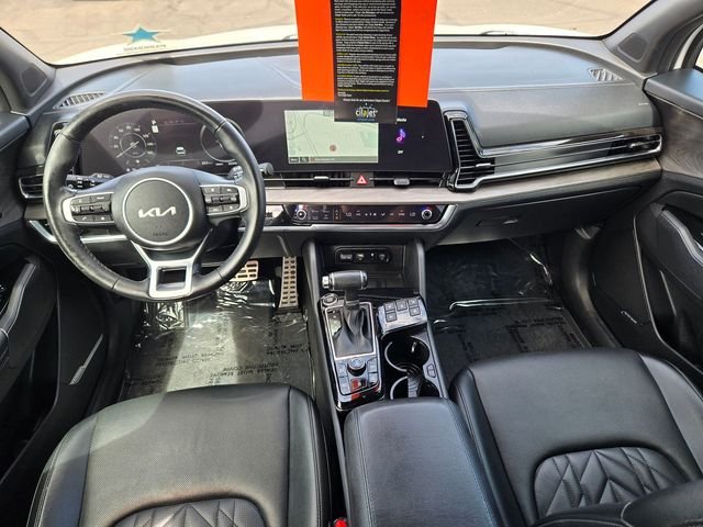 Used 2023 White Kia X-Pro Prestige image 9