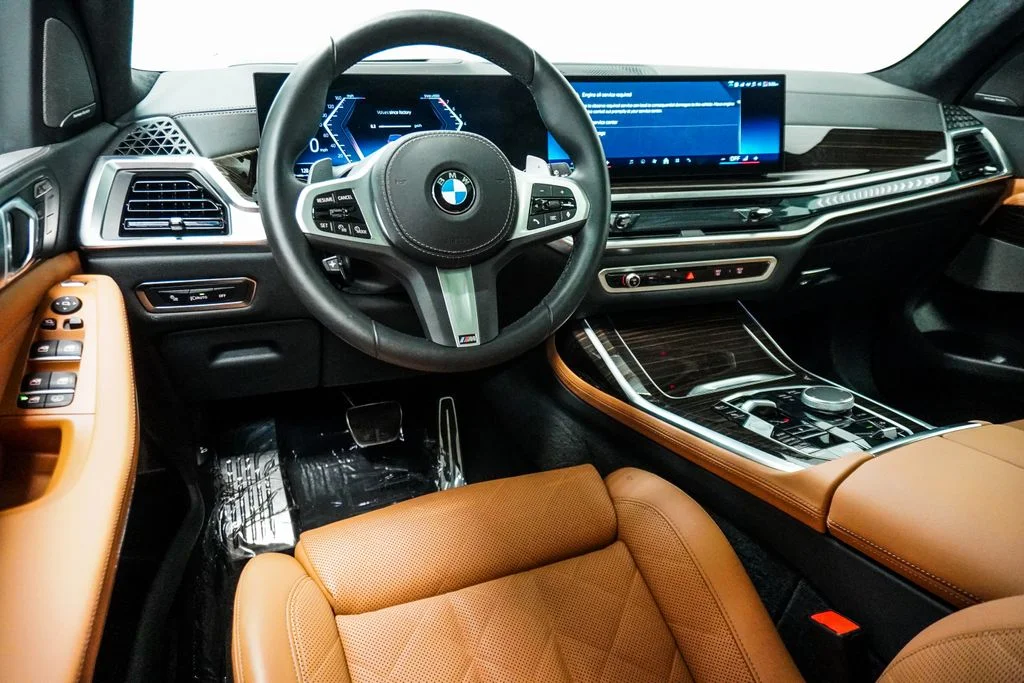 Used 2026 Black BMW xDrive40i image 14