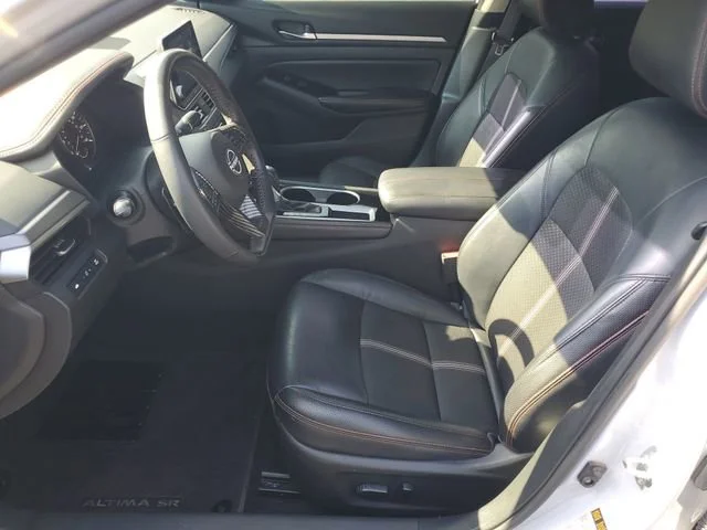 Used 2024 Gray Nissan 2.5 SR image 5
