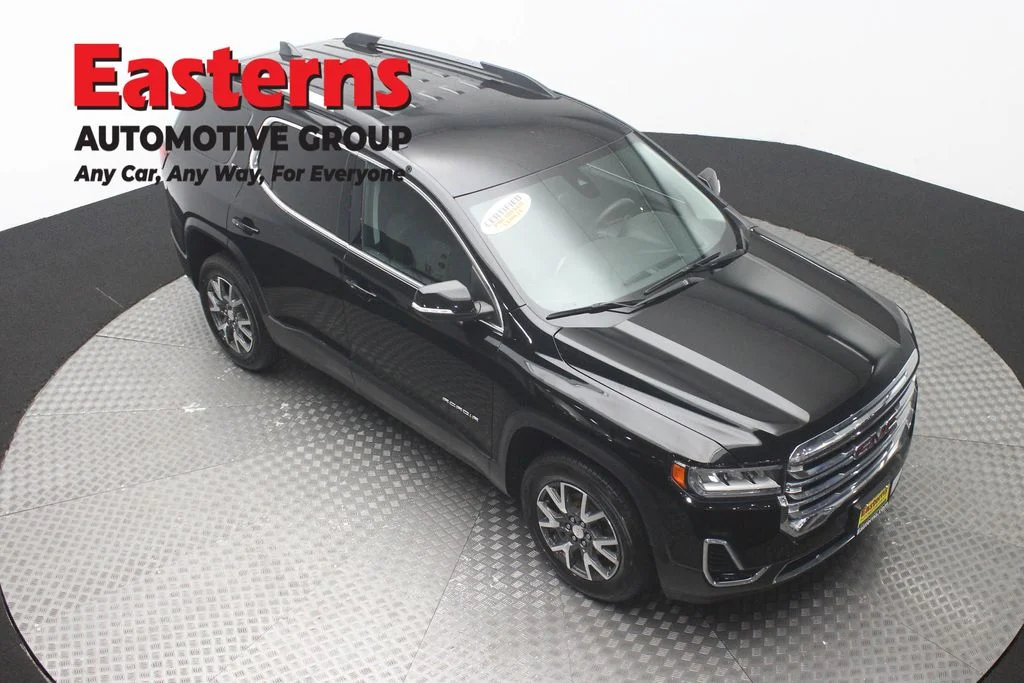 Used 2023 Black GMC SLE image 3