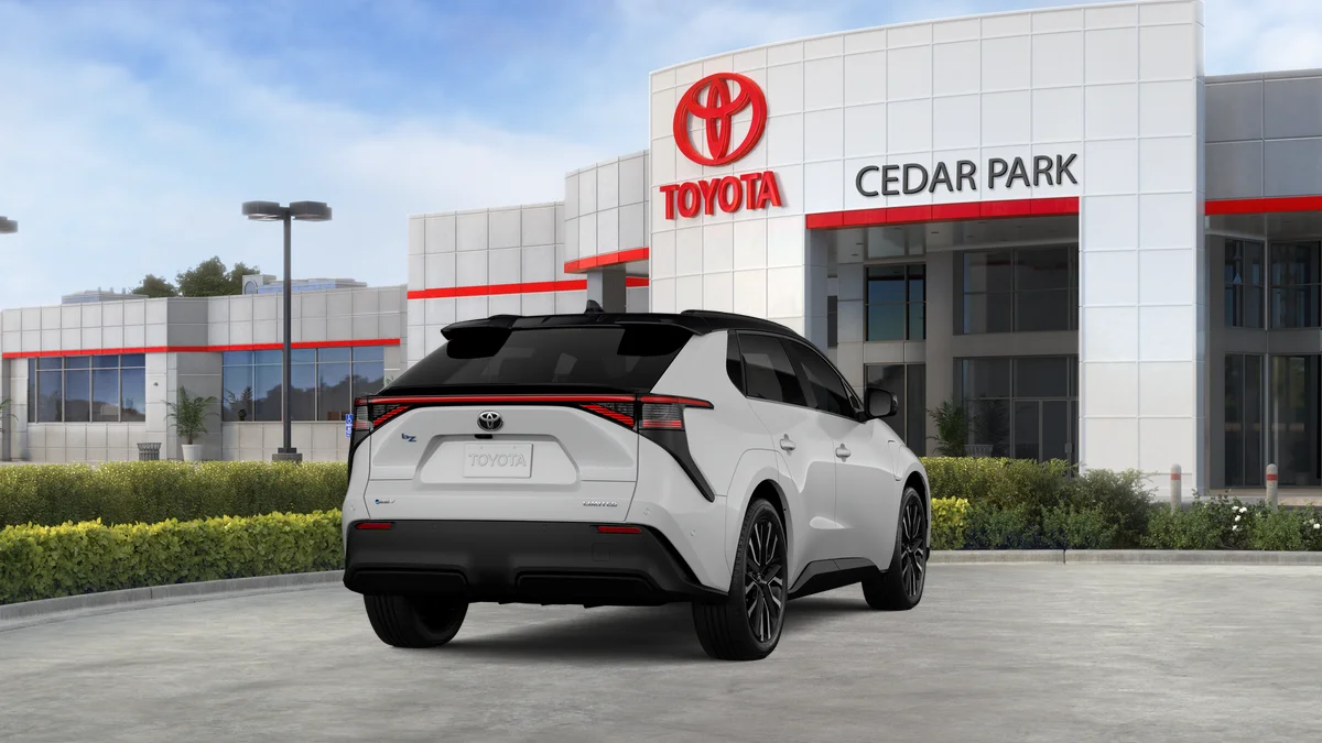 New 2026 Wind Chill Pearl with Midnight Black Metallic roof Toyota Limited image 63