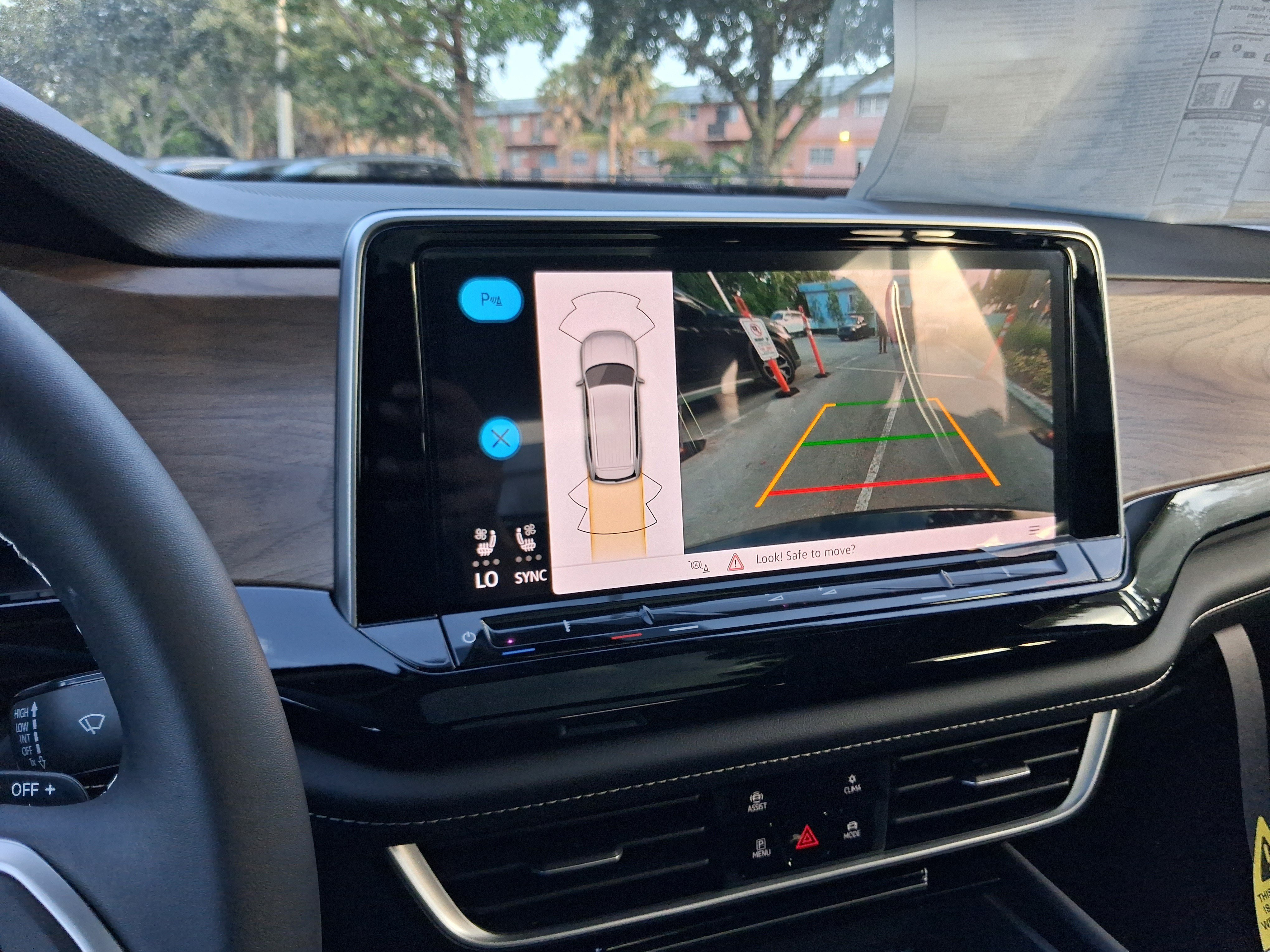 New 2026 Black Volkswagen 2.0T SE w/Technology image 11