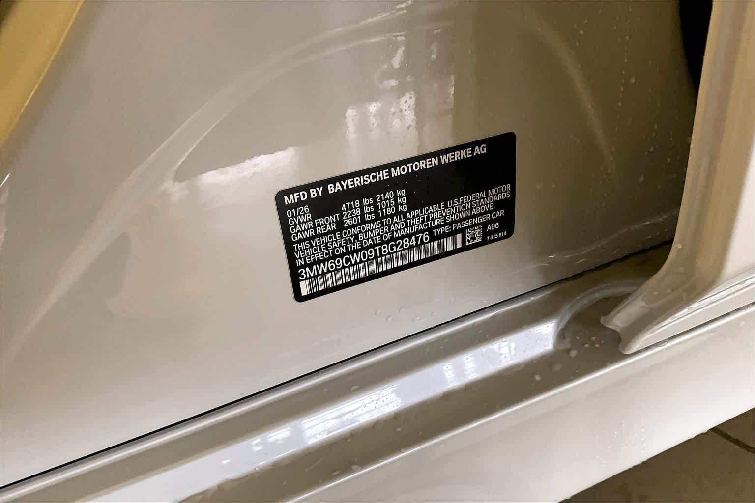 New 2026 Mineral White Metallic BMW 330i NA image 18