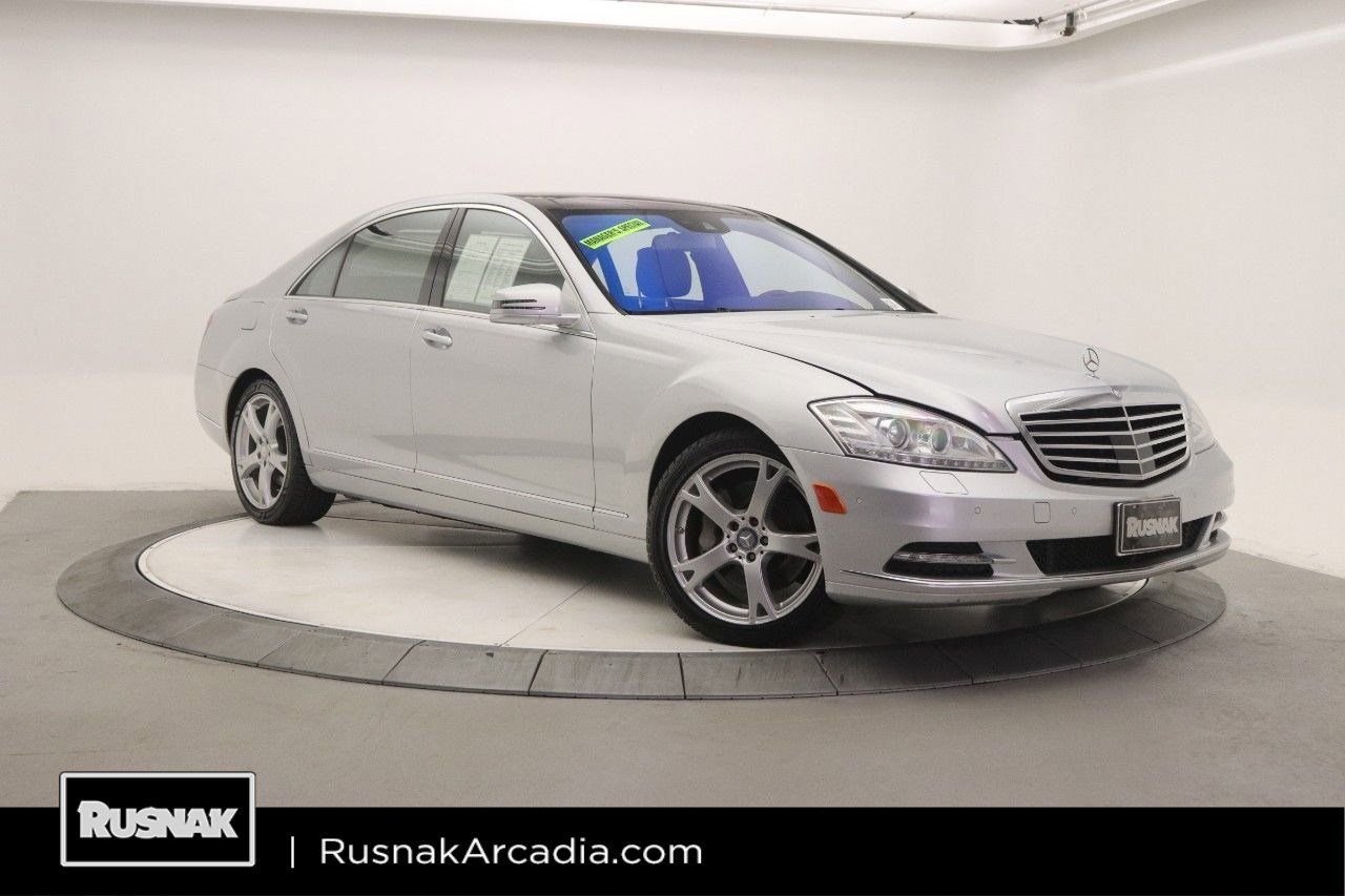 2012 Mercedes-Benz S-Class S550