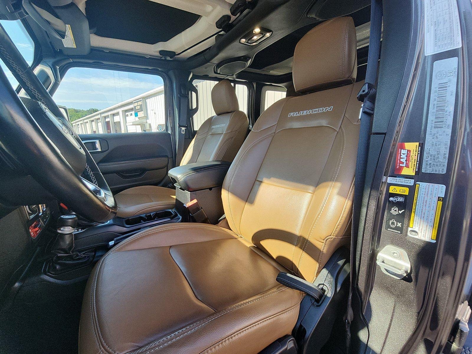 Used 2020  Jeep Rubicon image 21