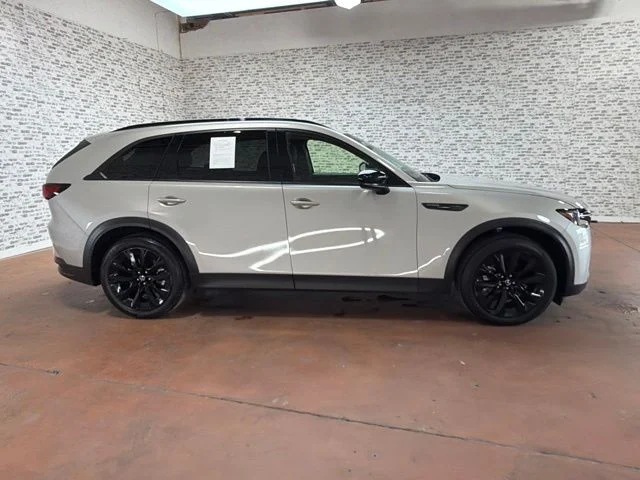 Used 2025 Platinum Quartz Mazda 3.3 Turbo Premium image 6