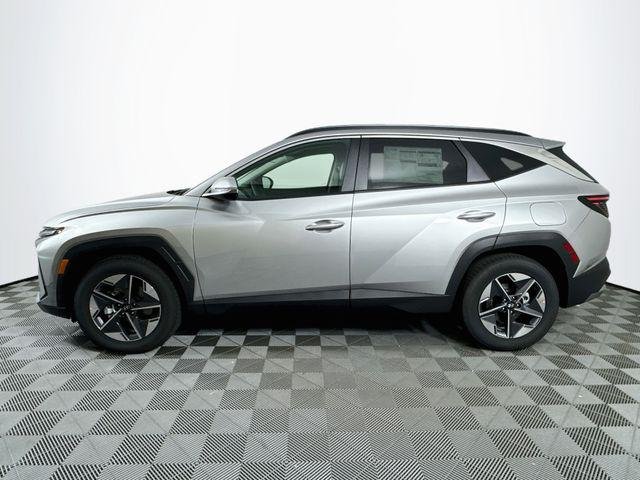 New 2026 Silver Hyundai SEL Premium FWD image 3
