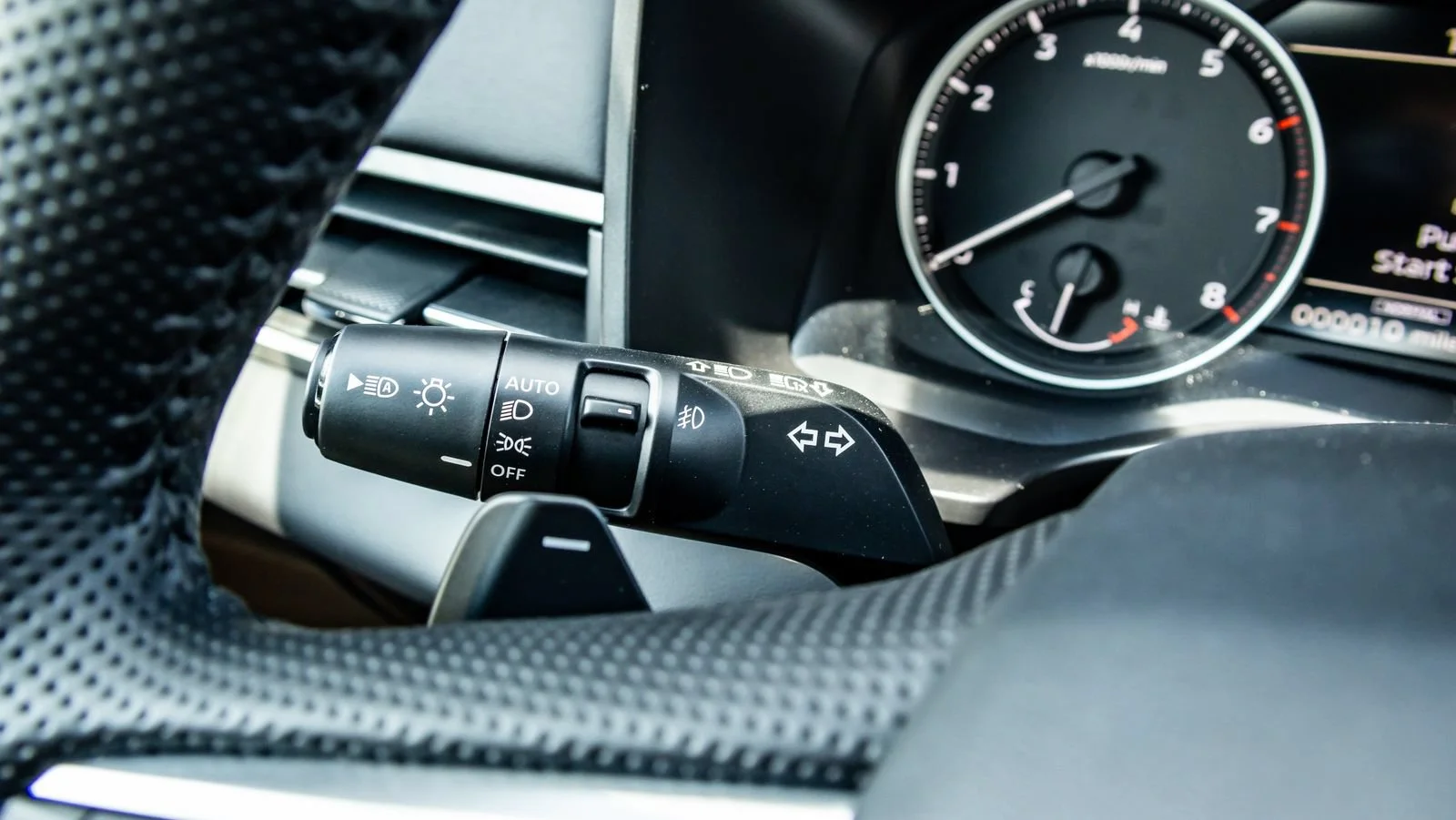 New 2026 White Mitsubishi Trail Edition image 31